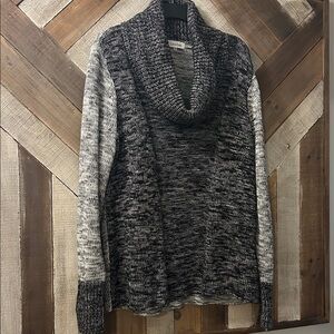 Calvin Klein Black and Gray Knit Sweater